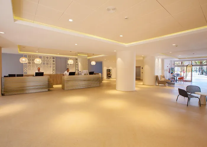 Abora Continental By Lopesan Hotel 3*