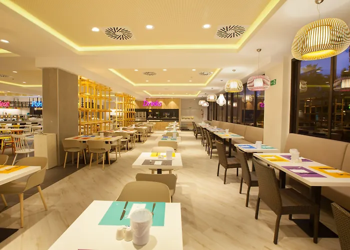 Готель Abora Continental By Lopesan 3*